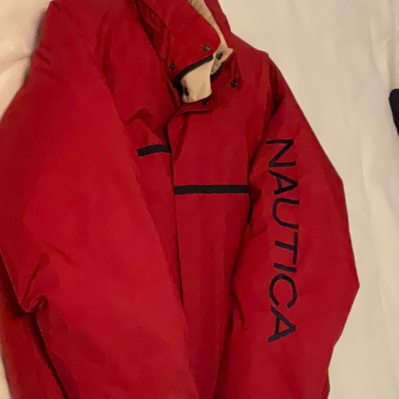 Nautica Men’s Down Puffer Coat, Red with Blue, Size L - Picture 2 of 9